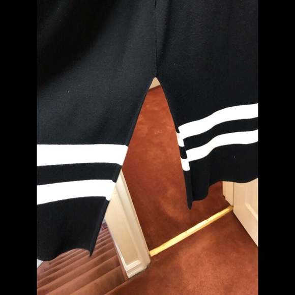 Vince Camuto Stripe Open Front Vest - Picture 6 of 6